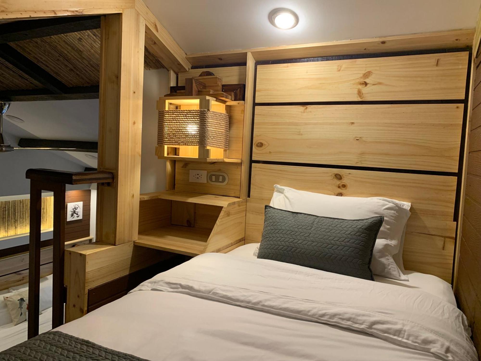Aranjuez Lofts Santa Ana Apartment Santa Ana  Phòng bức ảnh